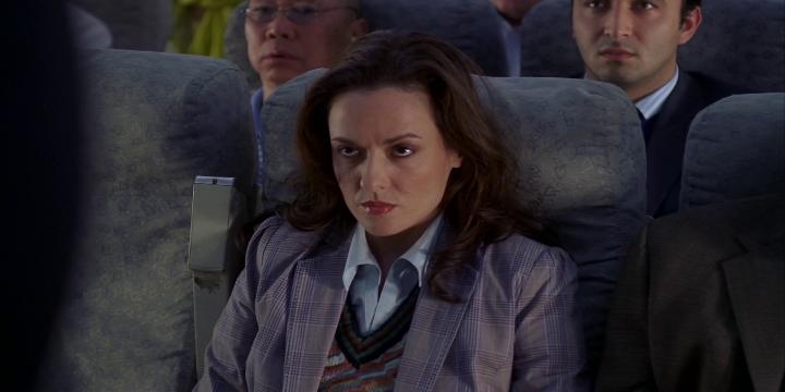 Сезон 3, Серия 18: В воздухе